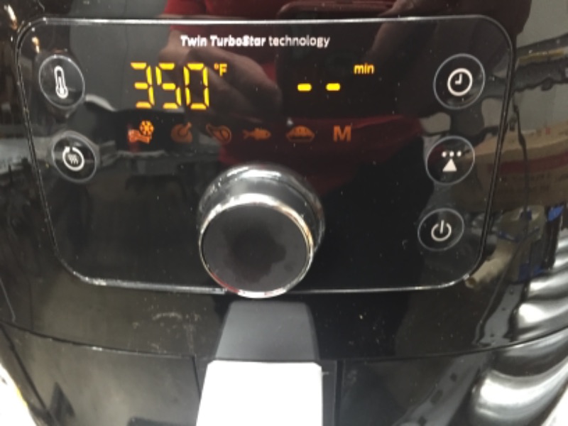 Photo 6 of Philips Kitchen Appliances Premium Digital Airfryer with Fat Removal Technology + Recipe Cookbook, 3 qt, Black, HD9741/99, X-Large