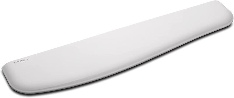 Photo 1 of USED: Kensington ErgoSoft Wrist Rest for Slim Keyboard-Gray, Model: K50434WW 2 x 4 x 8 inches

