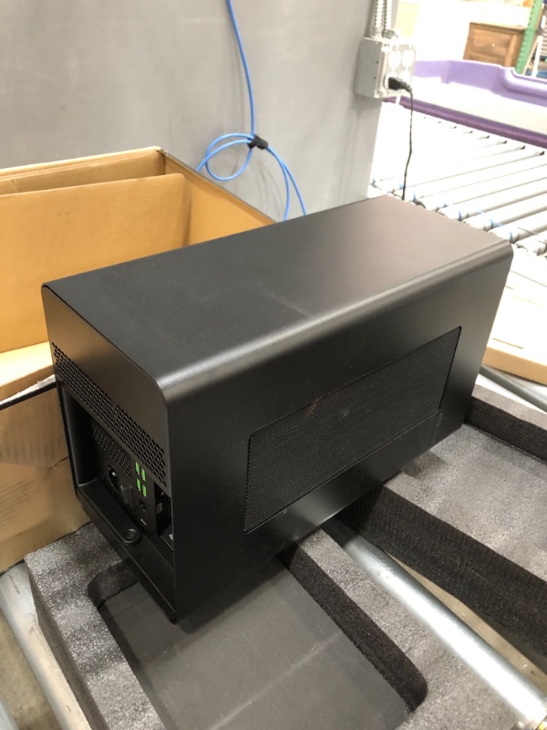 Photo 6 of USED: Razer Core X Aluminum External GPU Enclosure (eGPU): Compatible with Windows & MacOS Thunderbolt 3 Laptops, NVIDIA /AMD PCIe Support, 650W PSU, Classic Black  9.06 x 14.74 x 6.62 inches

