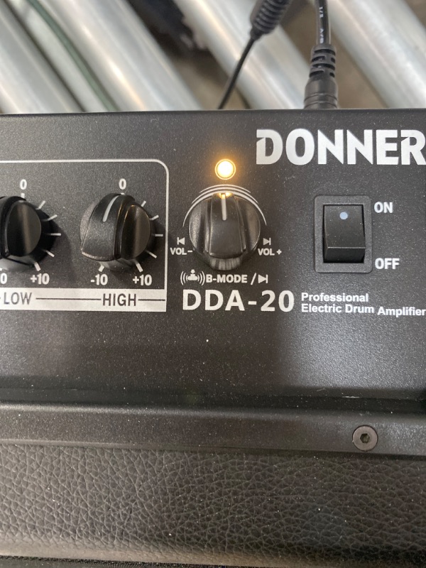 Photo 2 of Donner Mini Electric Drum Amp 20W, Wireless Electronic Drum Amplifier Keyboard Speaker DDA-20 Protable for Home Practice
