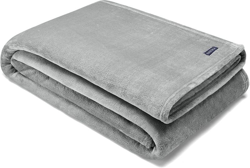 Photo 1 of ***OPEN BOX***
Nautica | Ultra Plush Collection | Blanket - Ultra-Soft & Cozy Plush Fleece, Lightweight & Luxuriously Warm, Machine Washable Easy Care, Twin, Grey
