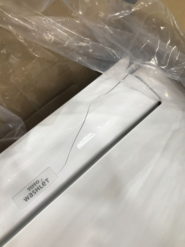 Photo 5 of ***OPEN BOX***
TOTO SW3084#01 WASHLET C5 Electronic Bidet Toilet Seat with PREMIST and EWATER+ Wand Cleaning, Elongated, Cotton White
