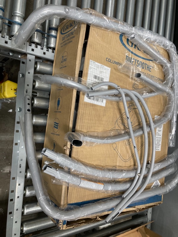 Photo 1 of Graco DuetSoothe Swing and Rocker
