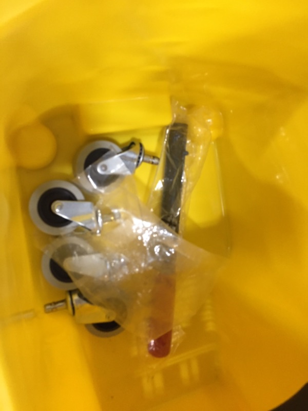 Photo 2 of 31 Qt. Tandem Mop Bucket
- Handle is broken (see photos)
