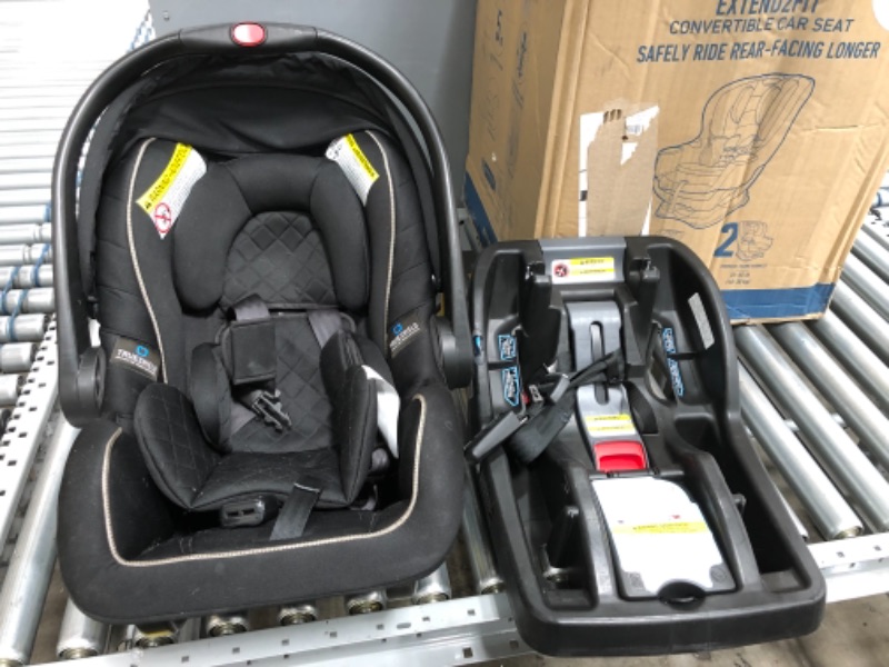 Photo 2 of Graco SnugRide SnugLock 35 LX Infant Car Seat, Baby Car Seat Featuring TrueShield Side Impact Technology
