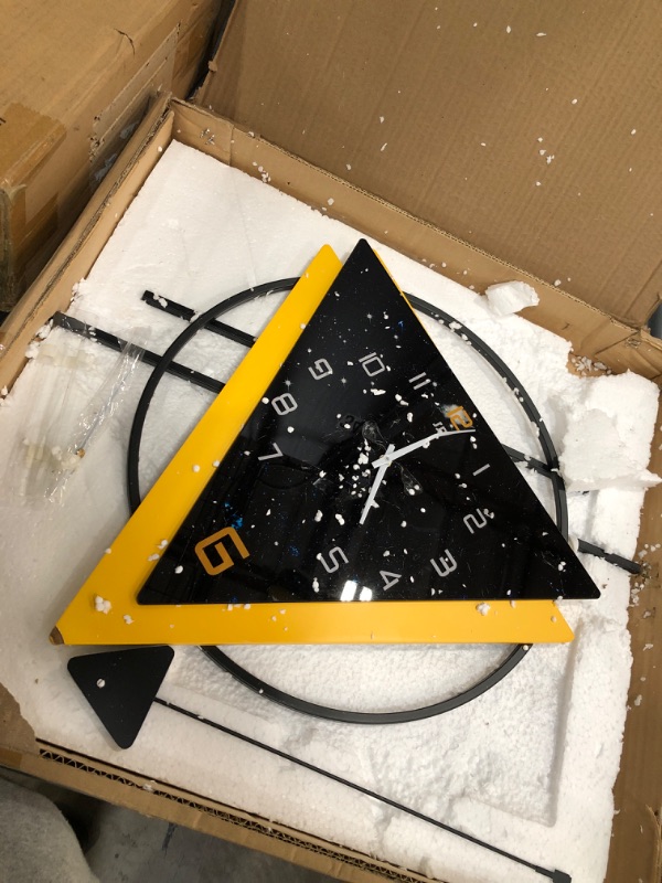 Photo 1 of *READ BELOW** YIJIDECOR WALL CLOCK - YELLOW AND BLACK 