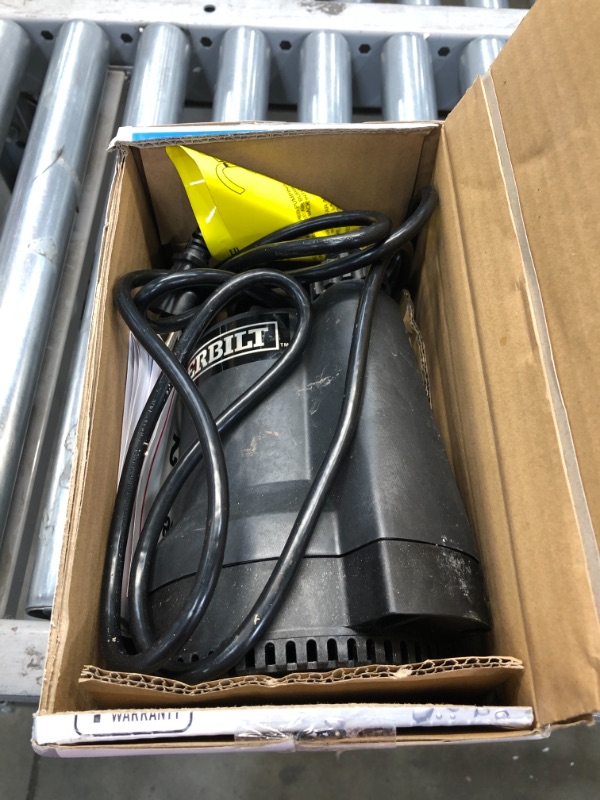 Photo 2 of 1/6 HP Plastic Submersible Utility Pump