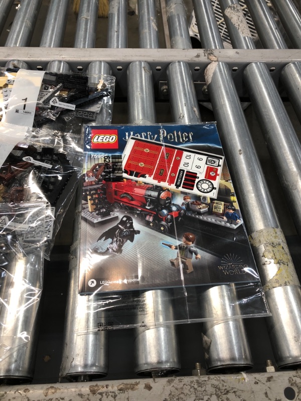 Photo 3 of LEGO® 75955 Harry Potter™ Hogwarts Express