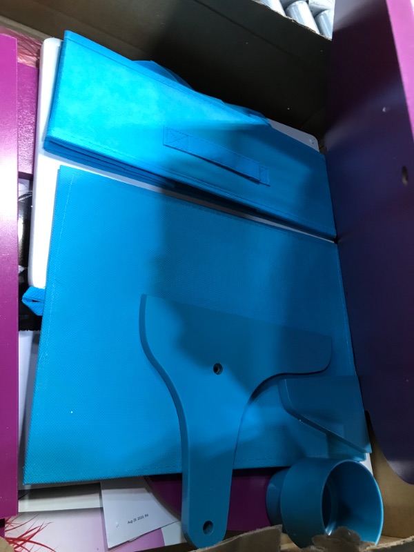 Photo 3 of Disney Frozen II Chair Desk with Storage Bin 