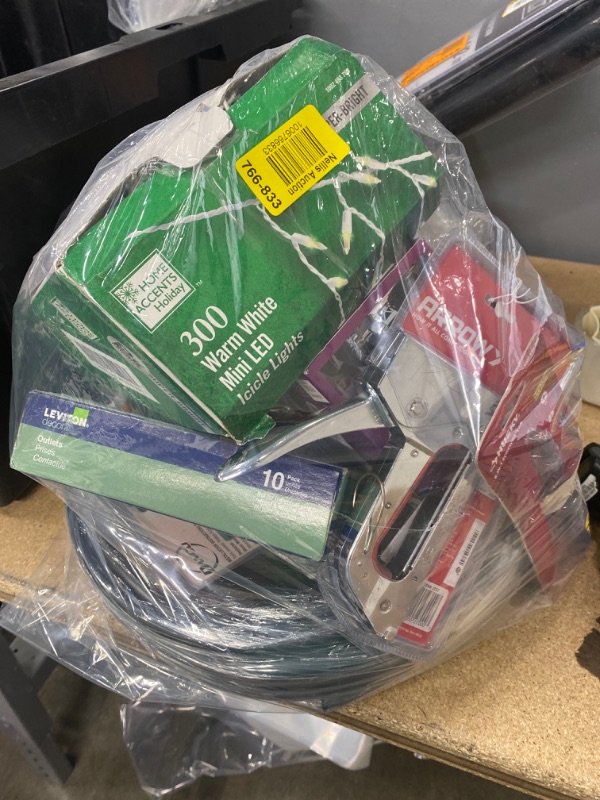 Photo 1 of **AS IS NO REFUNDS** MISC home good bag bundle 