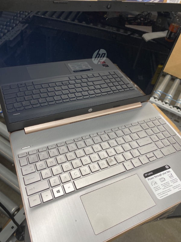 Photo 4 of USED** HP Stream 14", Intel Celeron N4020, 4GB RAM, 64GB eMMC, Rose Pink, Windows 10 (S Mode), 14-cb172wm
