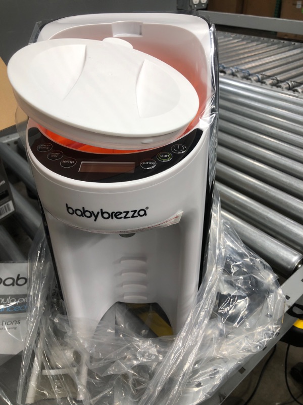 Photo 6 of 
Roll over image to zoom in
New and Improved Baby Brezza Formula Pro Advanced Formula Dispenser Machine - Automatically Mix a Warm Formula Bottle Instantly - Easily Make Bottle with Automatic Powder Blending