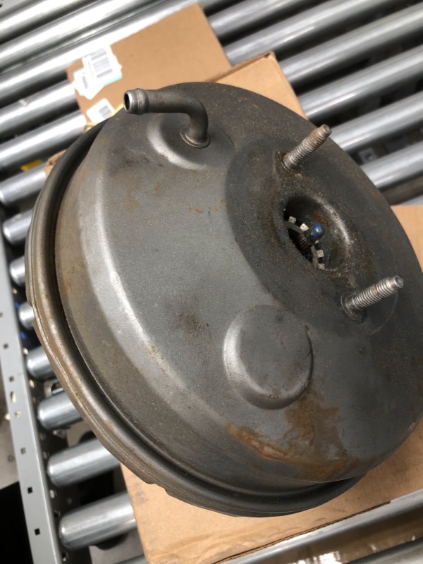 Photo 3 of **READ BELOW**USED** Remanufactured Vacuum Power Brake Booster W/o Master Cylinder, Cardone Reman 53-8322
