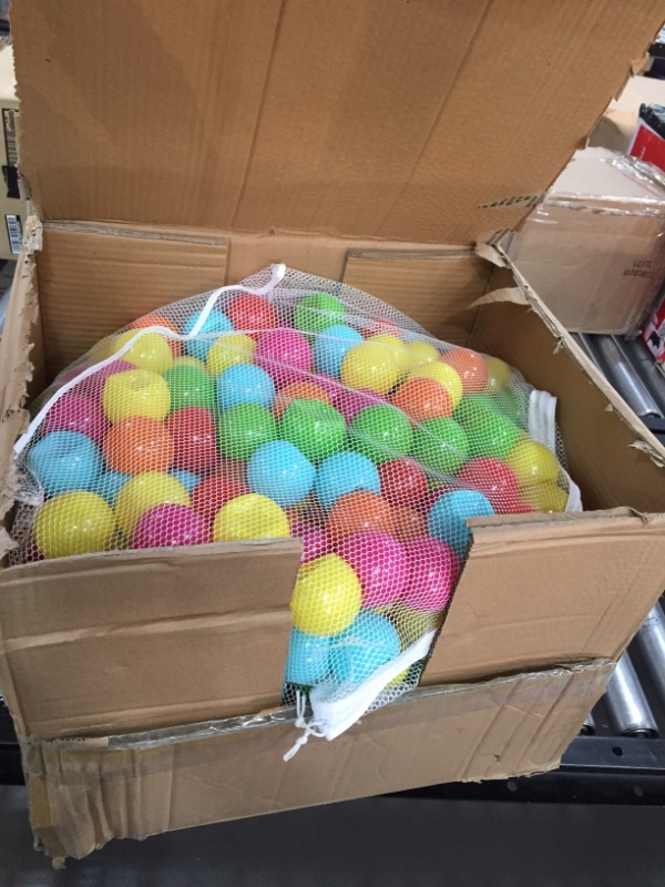 Photo 2 of BalanceFrom 23Inch Phthalate Free BPA Free NonToxic crush Proof Play Balls Pit Balls 6 Bright col