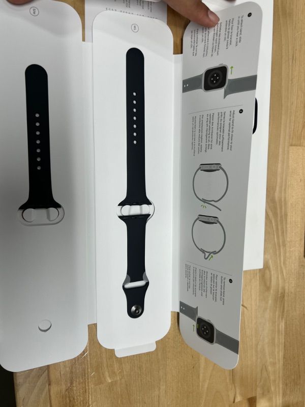 Photo 3 of APPLE WATCH SERIES 7 GPS, 41MM MIDNIGHT ALUMINUM CASE WITH MIDNIGHT SPORT BAND - REGULAR
