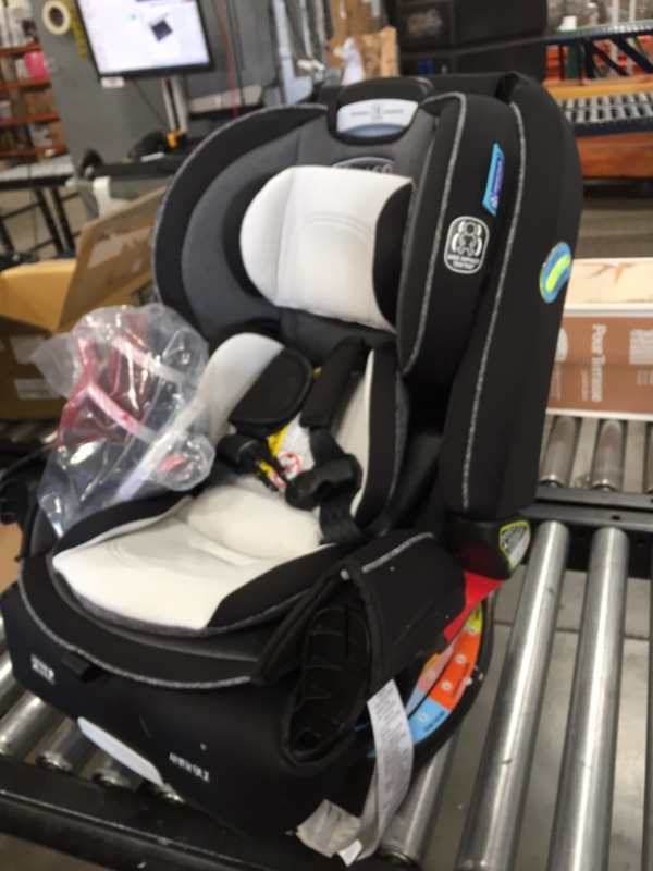 Photo 2 of Graco 4Ever DLX 4 in 1 Car Seat, Infant to Toddler Car Seat