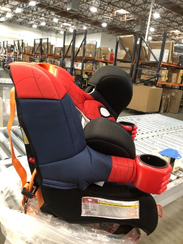 Photo 4 of KidsEmbrace 2-in-1 Harness Booster Car Seat, Marvel Spider-Man , Black 20 x 19 x 30 inches
