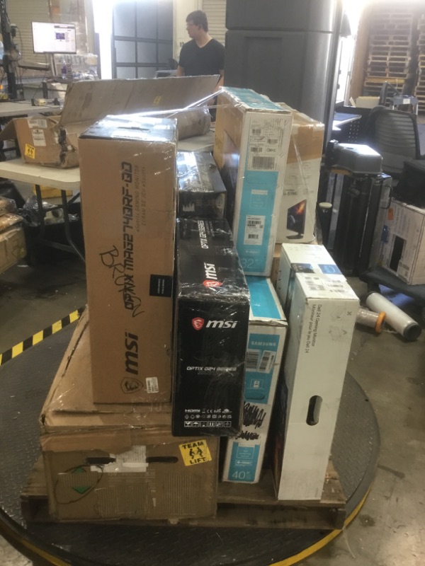 Photo 4 of   PALLET OF ASSORTED DAMAGED TVS AND MONITORS SOLD AS IS NON REFUNDABLE