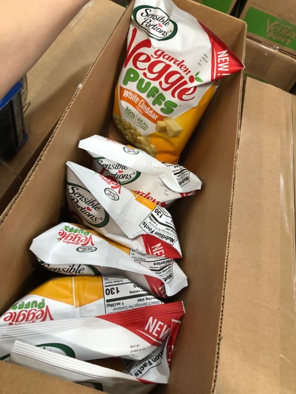 Photo 1 of ***NOT REFUNDABLE***BEST BY 03/25/22***
Sensible Portions Garden Veggie Puffs, White Cheddar, 3.75 oz (Pack of 6)
