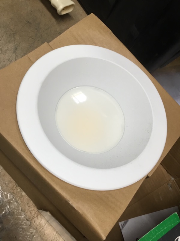 Photo 2 of 
Halo
LCR8 8 in. Soft White Selectable CCT Integrated LED Recessed Light with Round Surface Mount White Trim Retrofit Module