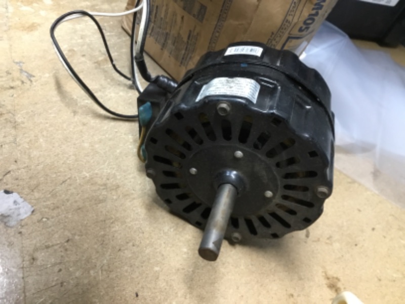 Photo 3 of 
Master Flow
Replacement Power Vent Motor for EGV5, ERV4, ERV5, PR-1, PR-2, PG1, and PG2 Series