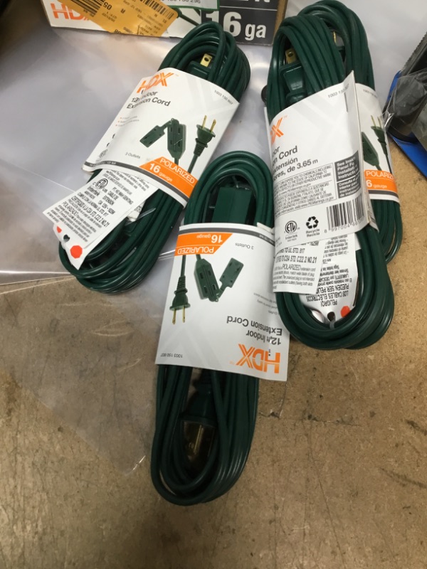 Photo 2 of 
HDX
12 ft. 16/2 Green Cube Tap Extension Cord - 4 PACK