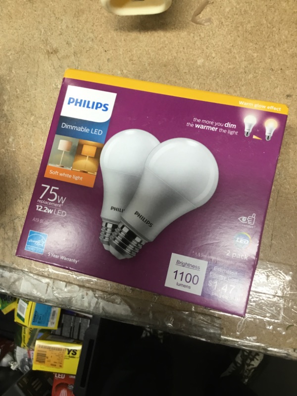 Photo 2 of 
Philips
75-Watt Equivalent A19 with Warm Glow Dimming Effect Energy Saving LED Light Bulb Soft White (2700K) (2-Pack)