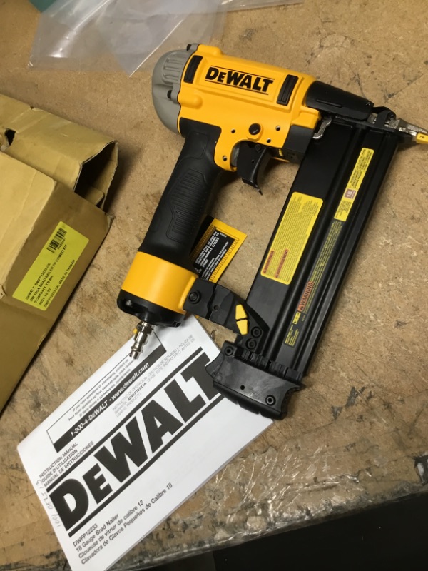 Photo 2 of 
DEWALT
18-Gauge Pneumatic Corded Brad Nailer