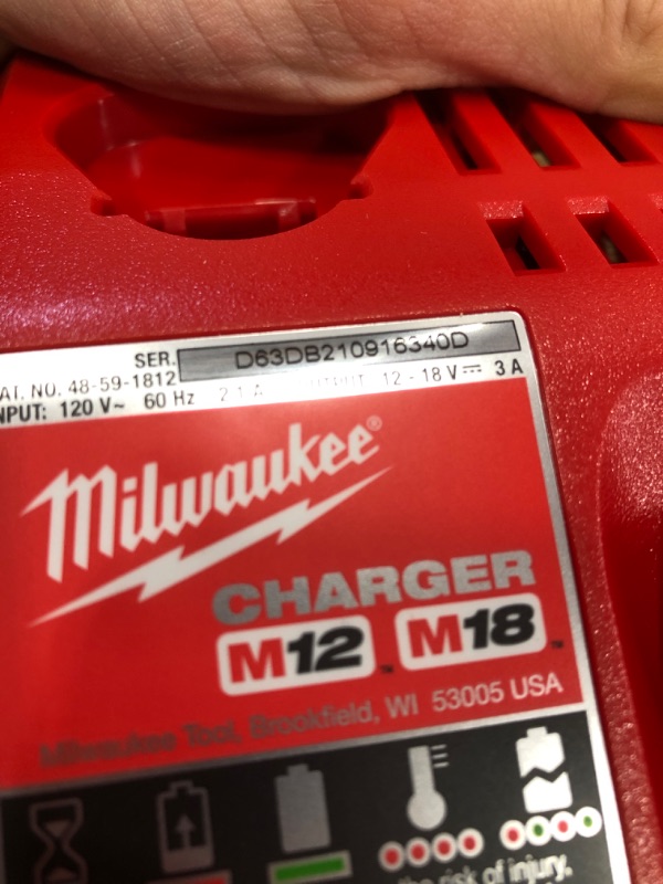 Photo 4 of ***TESTED, WORKS*** Milwaukee 2773-22 M18 Force Logic 1/2" - 2" Press Tool Kit (6 Jaws Included)
