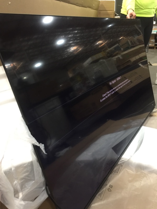 Photo 2 of VIZIO - 65" Class M6 Series Premium Quantum LED 4K UHD Smart TV