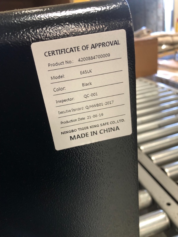 Photo 5 of *MISSING key*
TIGERKING Safe Box with Keypad Digital Safe for Home, Office, Hotel, Black - 1.8 Cubic Feet, 13.78 x 13.78 x 17.71 inches

