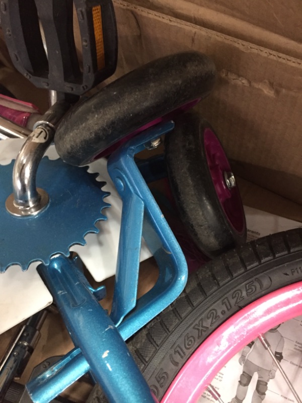 Photo 3 of *USED*
Schwinn Hopscotch & Toggle Kids Bike, 16-Inch Wheel