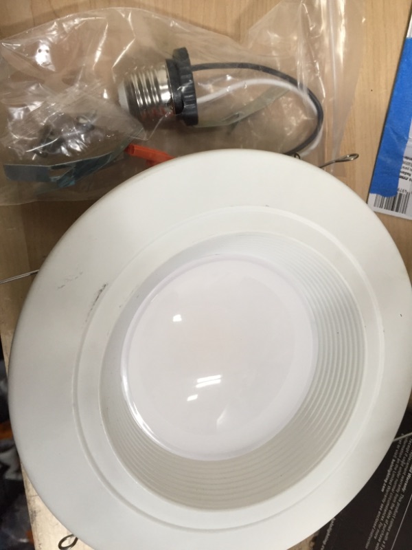 Photo 2 of Halo
RL 5 in. and 6 in. 2700K-5000K White Integrated LED Recessed Ceiling Light Trim at Selectable CCT, (665 Lumens)