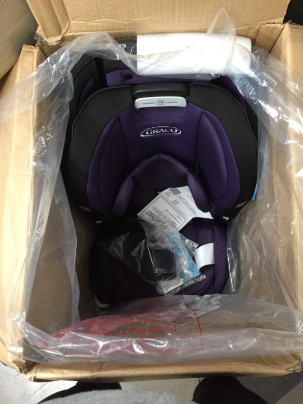 Photo 2 of Graco SlimFit3 LX 3-in-1 Convertible Car Seat

