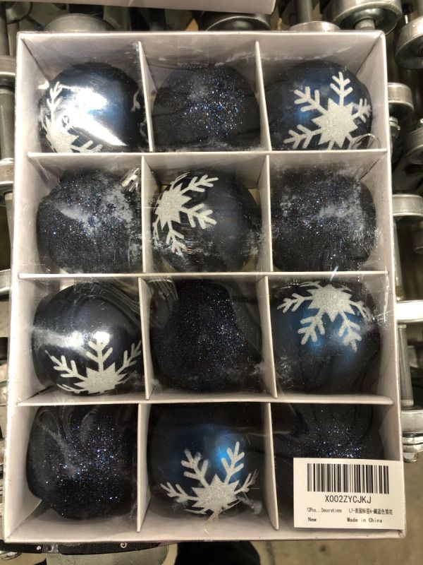 Photo 2 of  12-Pack Glass Snowflake Indoor Ornament Set blue 

