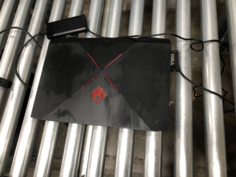 Photo 6 of HP Omen 15-ce019dx, 15.6" FHD, i7-7700HQ, NVIDIA GTX 1050 Ti, 8GB RAM, 1TB HDD,