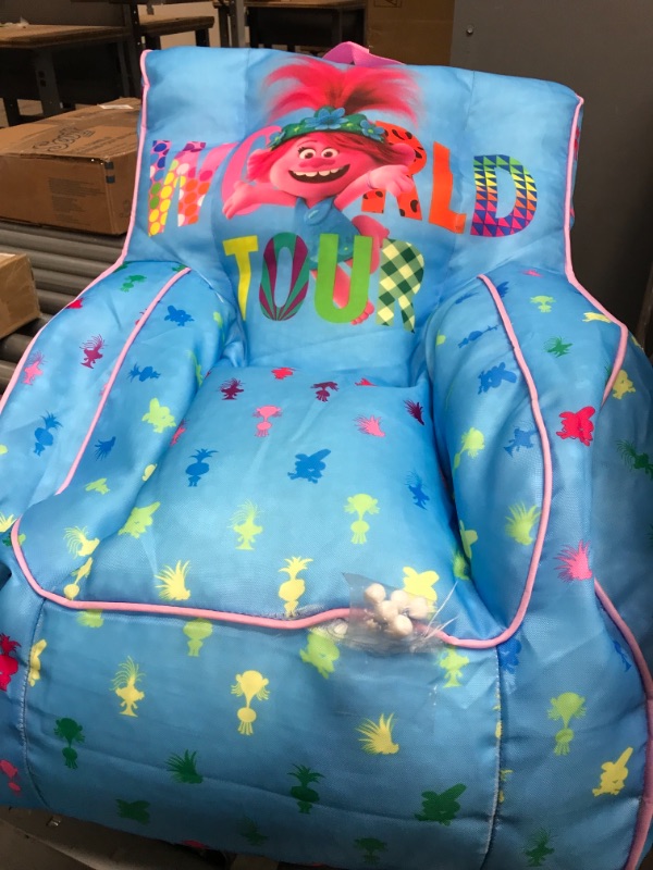 Photo 3 of ***DAMAGE IN FRONT OF CHAIR/ CUT OPEN SLIGHTLY**SEE PICS**** DreamWorks Trolls World Tour Kids Nylon Bean Bag Chair with Piping & Top Carry Handle
