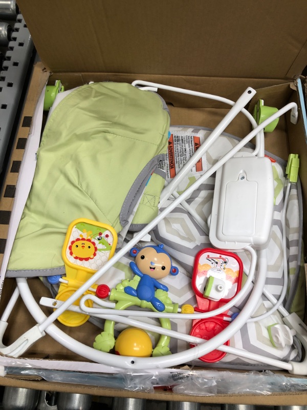 Photo 1 of BOX CUTTER DAMAGE****Fisher-Price Baby Bouncer - Geo Meadow, Infant Soothing and Play Seat
