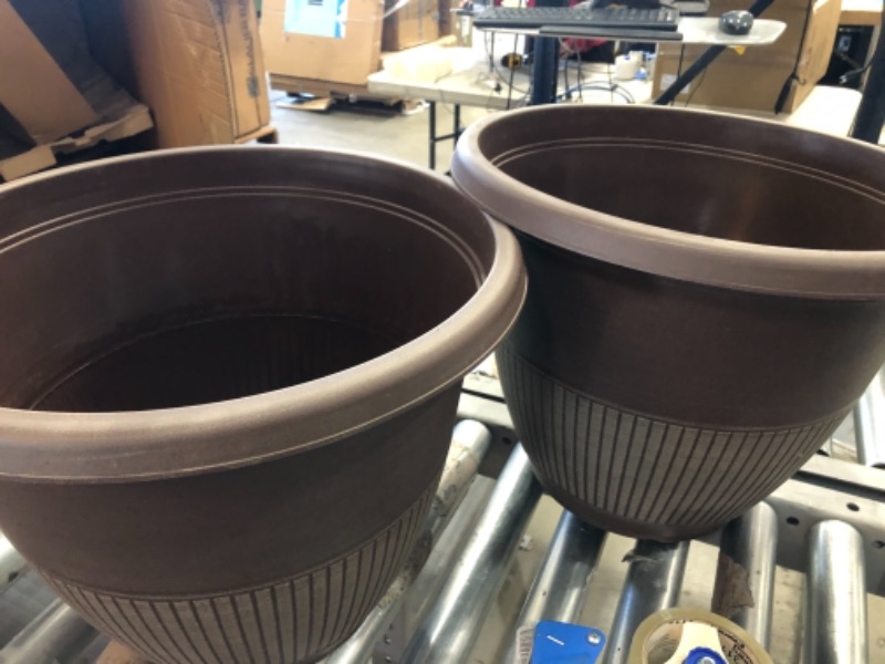 Photo 1 of 17 in. Rene Bark Brush Plastic Round Planter
2pk