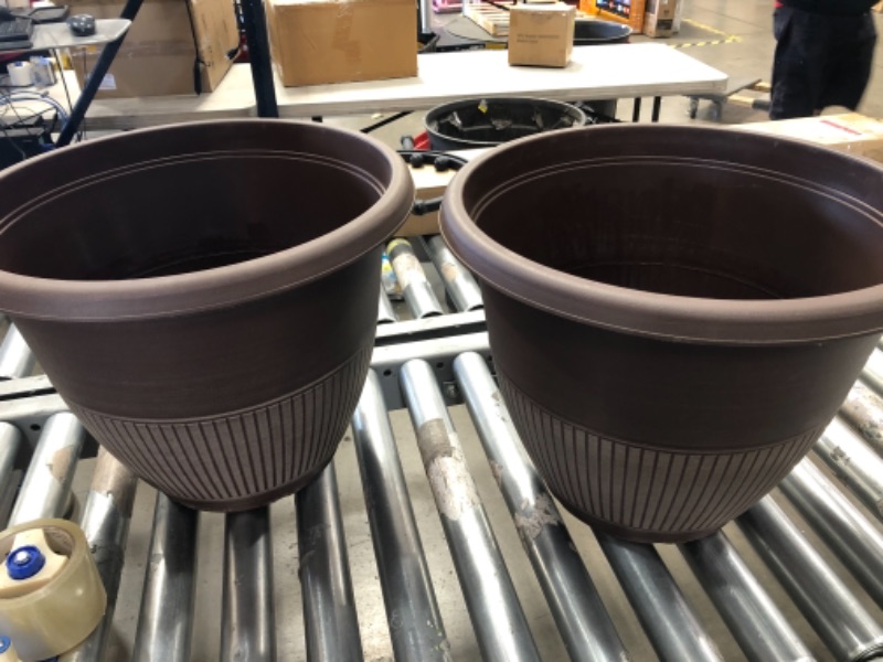 Photo 2 of 17 in. Rene Bark Brush Plastic Round Planter
2pk