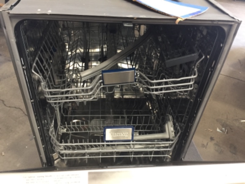 Photo 7 of ***DAMAGED//NONFUCTIONAL (Parts Only) - Viking - 24" Top Control Built-In Dishwasher with Stainless Steel Tub - Stainless steel

