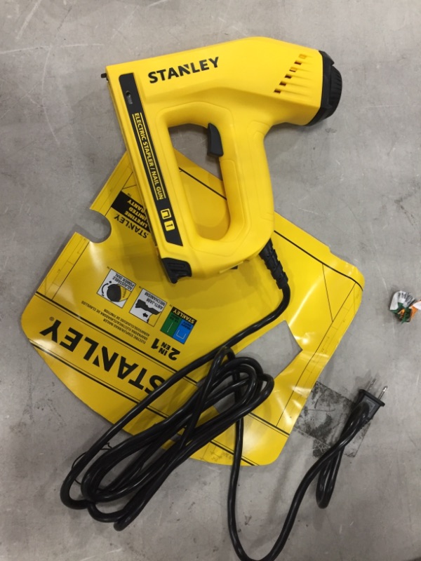 Photo 1 of **READ BELOW** DEWALT Hand Tools Electric Staple & Nail Gun TRE550


