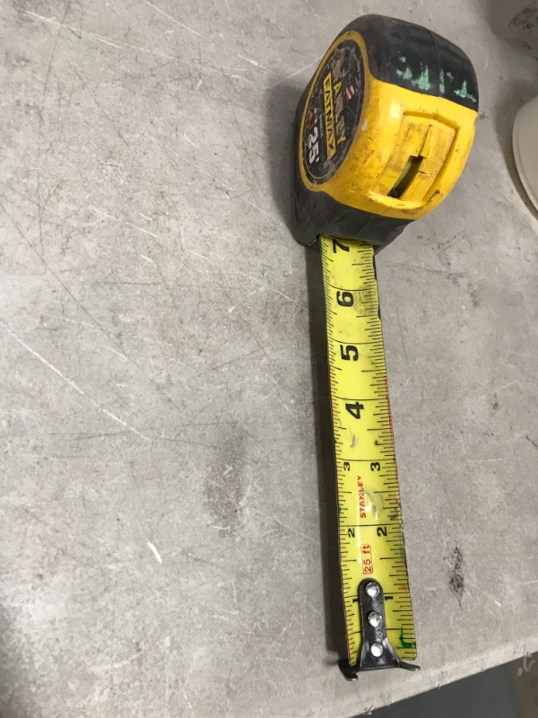 Photo 2 of **DAMAGED BUTTON**Stanley
25 ft. FATMAX Magnetic Tape Measure