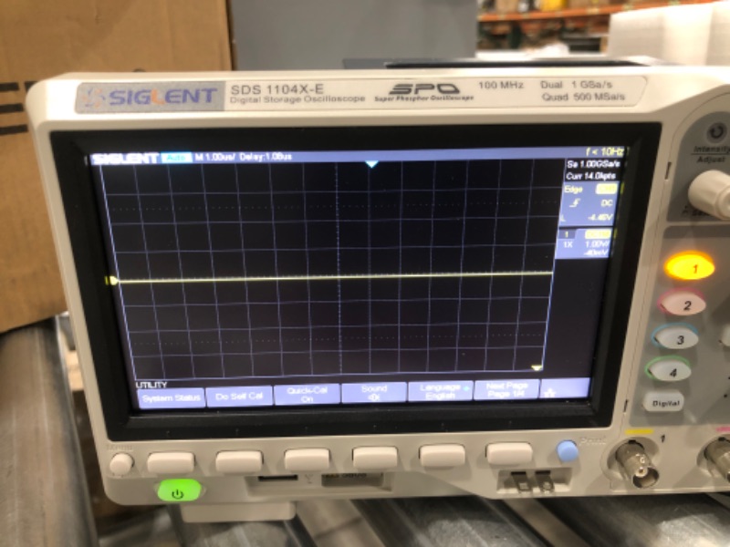 Photo 5 of Siglent SDS1104X-E 100Mhz digital oscilloscope 4 channels standard decoder
