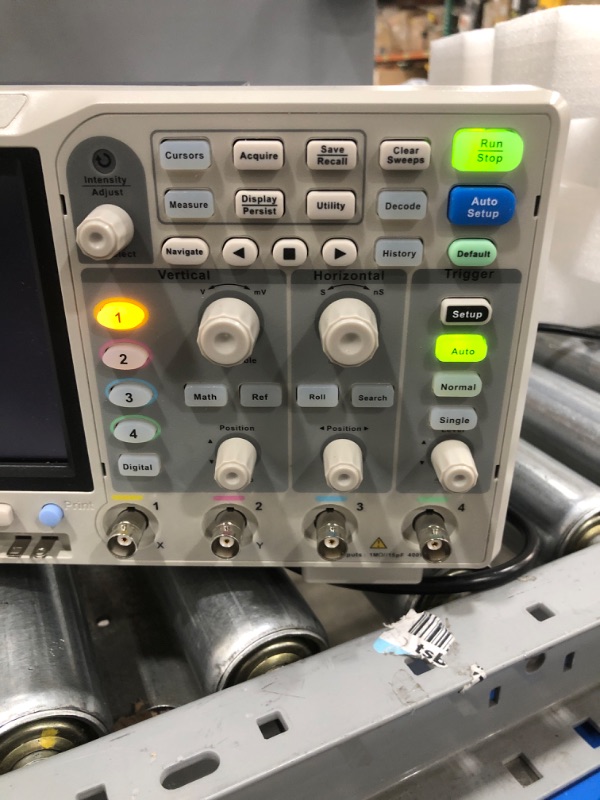 Photo 4 of Siglent SDS1104X-E 100Mhz digital oscilloscope 4 channels standard decoder
