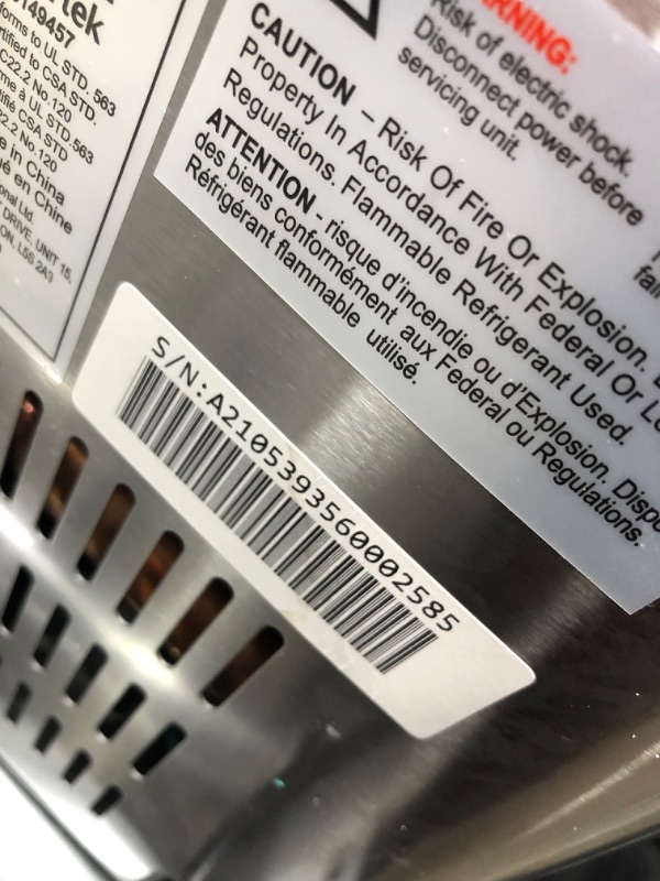 Photo 6 of *USED*
*MISSING manual*
Frigidaire EFIC235-AMZ Countertop Crunchy Chewable Nugget Ice Maker, 44lbs per day, Self Cleaning Function
