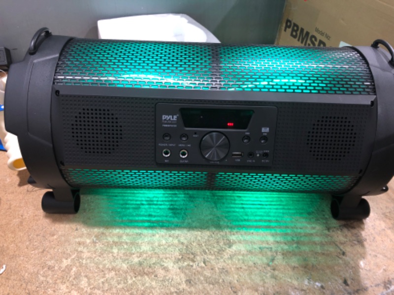 Photo 2 of Pyle PBMSPG180 500 Watt Portable Bluetooth Wireless BoomBox Speakers Stereo