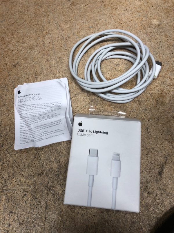 Photo 2 of Apple USB Type-C to Lightning Cable (6.6')