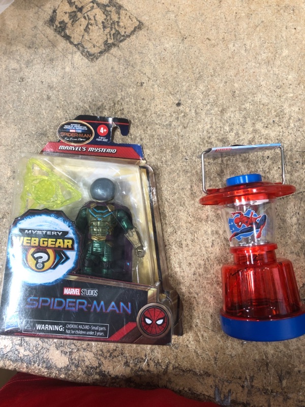 Photo 2 of 2 ITEM BUNDLE)()))Spider-Man Marvel 6-Inch Mystery Web Gear Marvel's Mysterio Action Figure, Includes Mystery Web Gear Armor Accessory and Character Accessory, Ages 4 and Up + Marvel Spider-Man - 5 Tall LED Flashlight Lanterns w/ 3 Light Modes Brand New