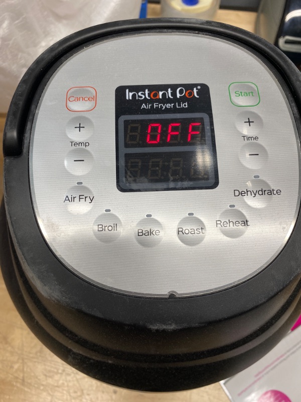 Photo 2 of Instant Pot 6 Quart Air Fryer Lid